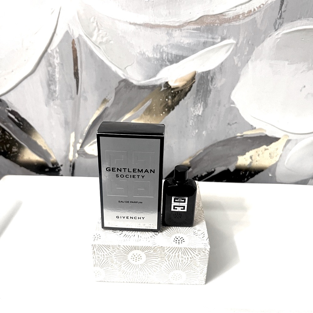 🛍️NIB Givenchy Society Eau de Parfum -6mL